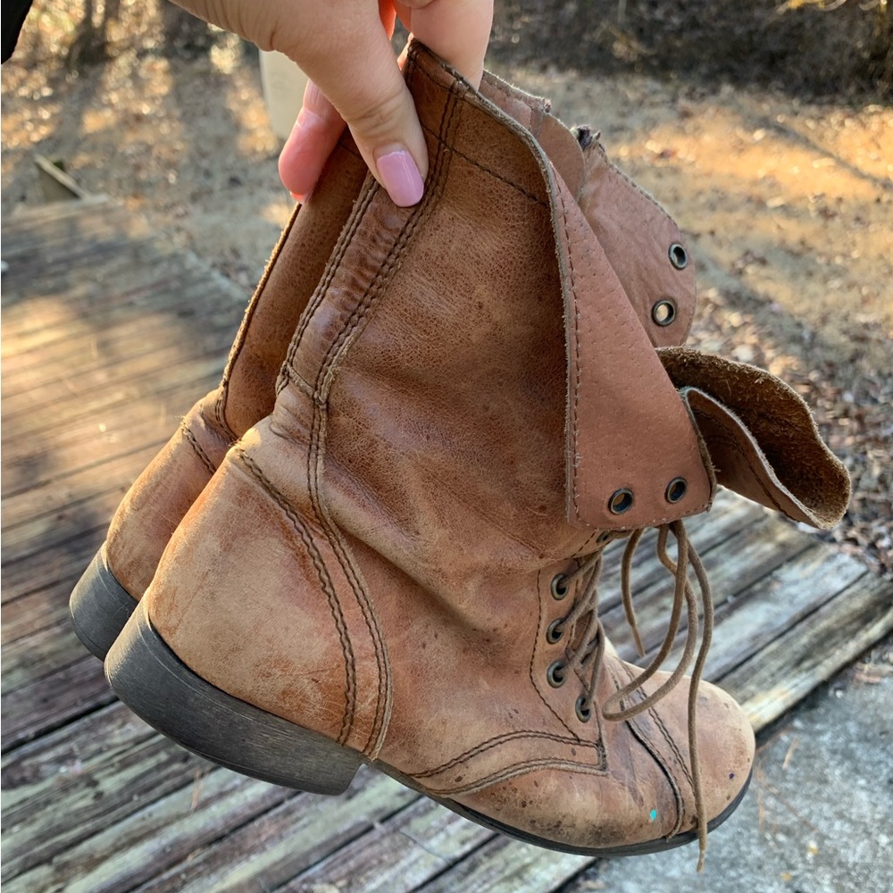 Worn Genuine Leather Zip-up Combat Boots - Picture 13 of 16